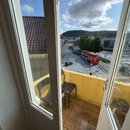 3ng47 - Cheap 4br *