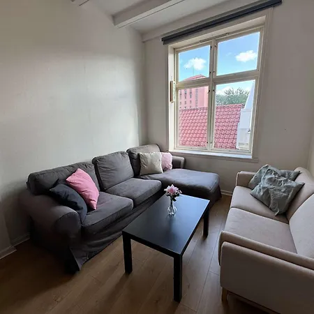3ng47 - Cheap 4br Lejlighed *